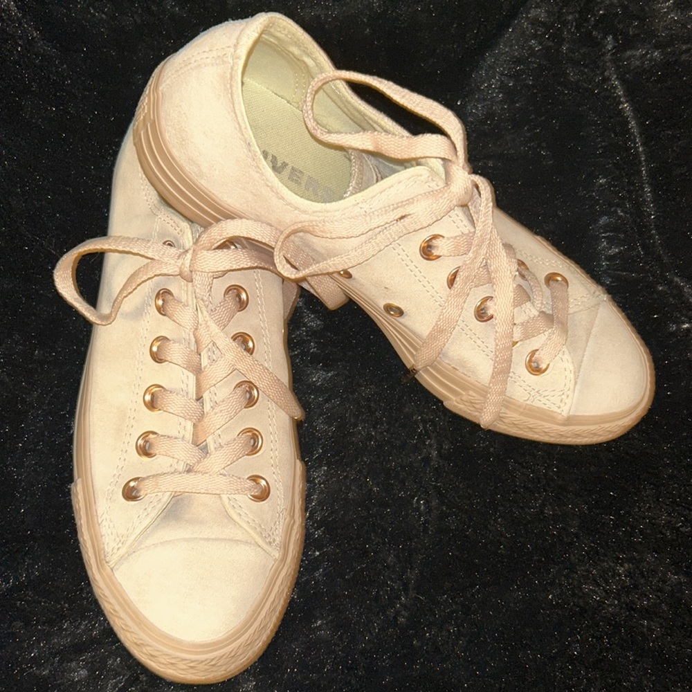 Converse women’s all star pastel
 leather lace-ups size 7.5